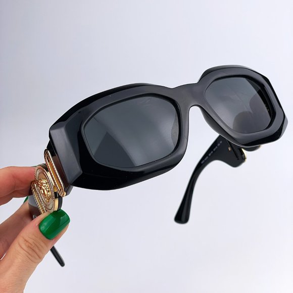 VersaceVE4425U MAXI MEDUSA BIGGIE GB1/87 Sunglasses Black Gray Unisex